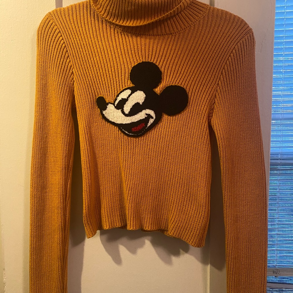 Disney knit Mickey top